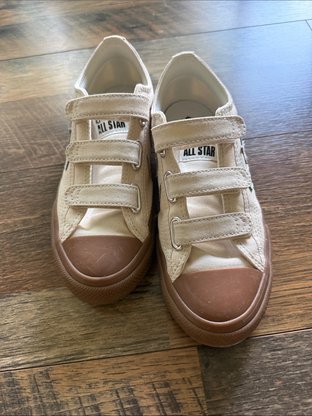 Converse Kids Beige Canvas Velcro Sneakers with Brown Rubber Toe